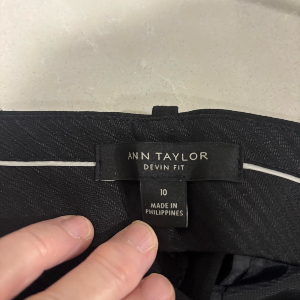 Ann Taylor Sleek Black Trousers - Picture 6 of 7